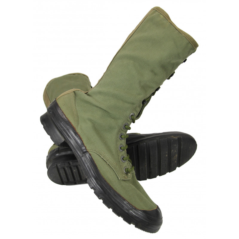 Shoes, Combat, Jungle, 9 1/2, 1943 Shoes, Combat, Jungle, 9 1/2, 1943
