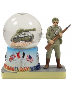 Snow globe, tank & soldier, small