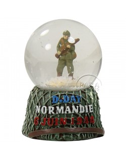 Snow globe, helmet, small