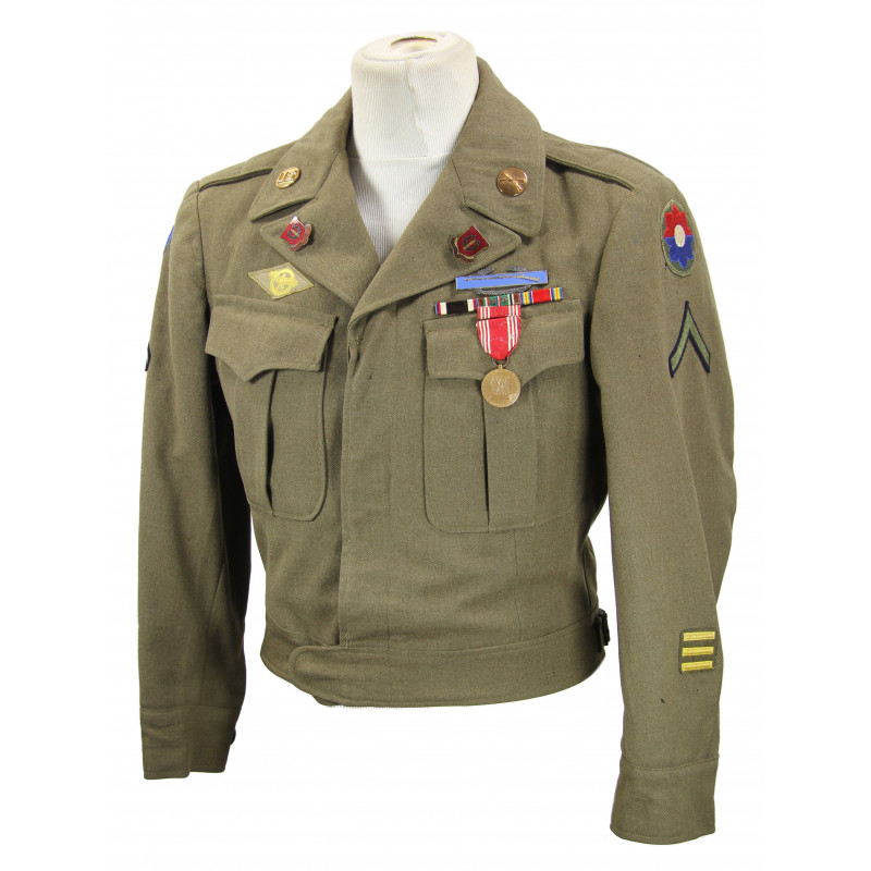 Jacket, Ike, Officer, 26th Art. Regt., 9th Infantry Division, Identified Jacket, Ike, Officer, 26th Art. Regt., 9th Infantry Division, Identified