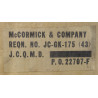 Boîte de poudre insecticide, US Army, OD, 1943 Boîte de poudre insecticide, US Army, OD, 1943