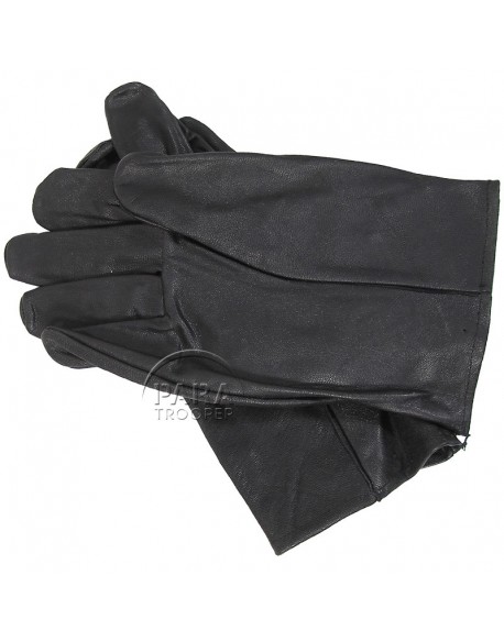 小物 neu_in 22aw pleats detail leather gloves neu_in 22aw pleats detail leather gloves - メルカリ