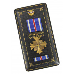 Medal, Distinguished Flying Cross, in Box