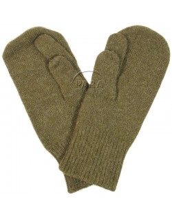 Mittens, wool, trigger finger