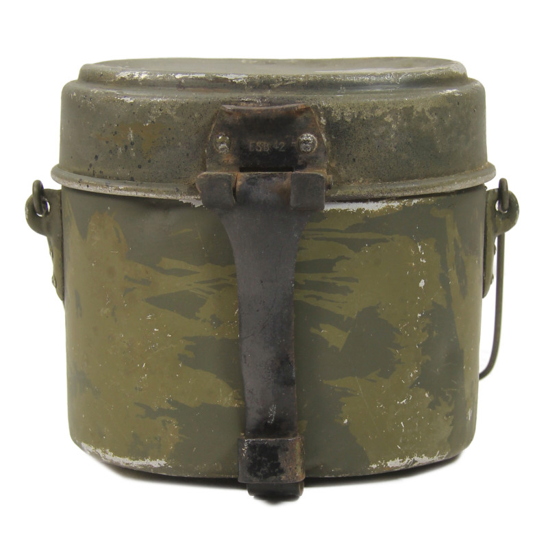 Gamelle allemande, ESB, 1942, camouflée, Normandie Gamelle allemande, ESB, 1942, camouflée, Normandie