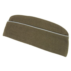 Cap, Garrison, Infantry, Hq. Co., 2nd Bn., 8th Inf. Reg., 4th Infantry Division, ETO