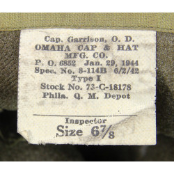 Cap, Garrison, Infantry, Hq. Co., 2nd Bn., 8th Inf. Reg., 4th Infantry Division, ETO