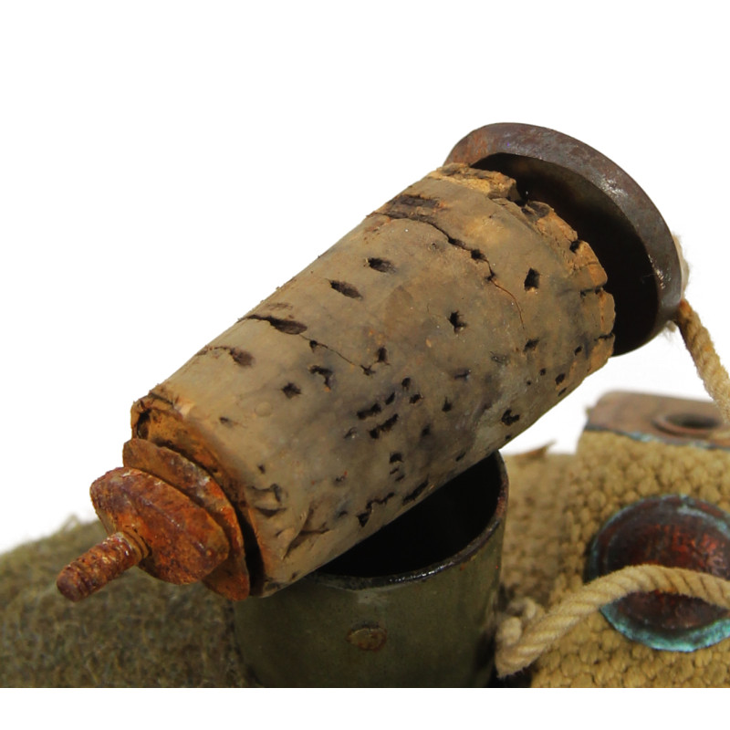 Canteen, Canadian, with 'Skeleton' Carrier, 1940