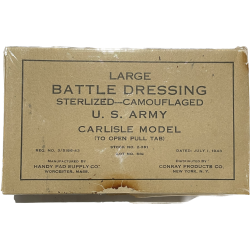 Pansement, Large Battle Dressing---Camouflaged, 1943, US Navy Stk No 391 Corpsman