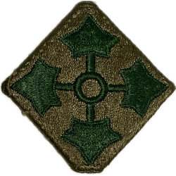 Insigne, 4th Infantry Division, grand modèle, dos vert 1943