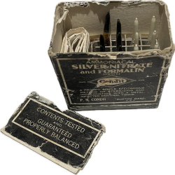 Ampoules de nitrate d'argent et méthanal, U.S.A., Dentiste