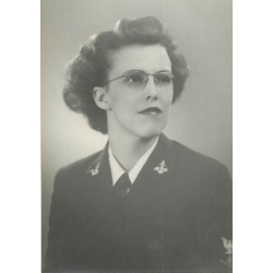Handbag and Hat, US Navy, WAVES, Sp(S)2c Wilma Tyvoll