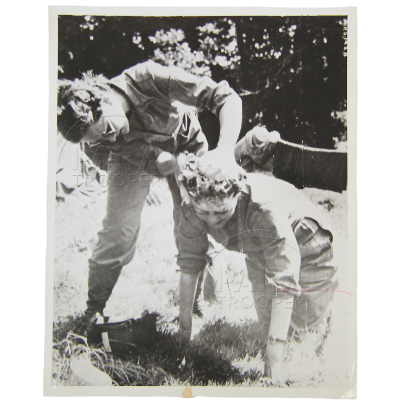 Radiotelephoto, WACs, August 1944, Normandy