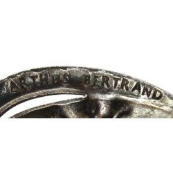 Casque français, Mle 1919, artillerie spéciale, avec poignard d’abordage, insignes et portrait