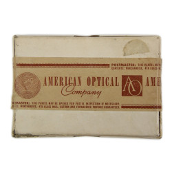 Lunettes Type E-1, couleur rouge, Dark Adaptation, American Optical Company, dans leur boîte, 1943-1944