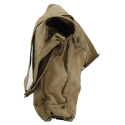 Masque à gaz Mk IV, complet, 1940, dans sa housse canadienne, 1942
