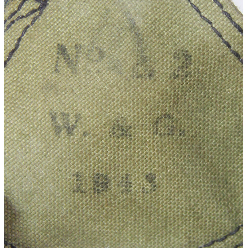 Masque à gaz britannique, 1943, dans sa housse "Jungle"
