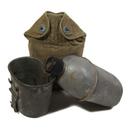 Gourde US, complète, 1942, CM2c Aronal Faga, 31st Naval Construction Bn., Seabees, PTO, Iwo Jima