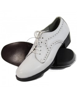 Chaussures basses blanches, en cuir NNC / USN