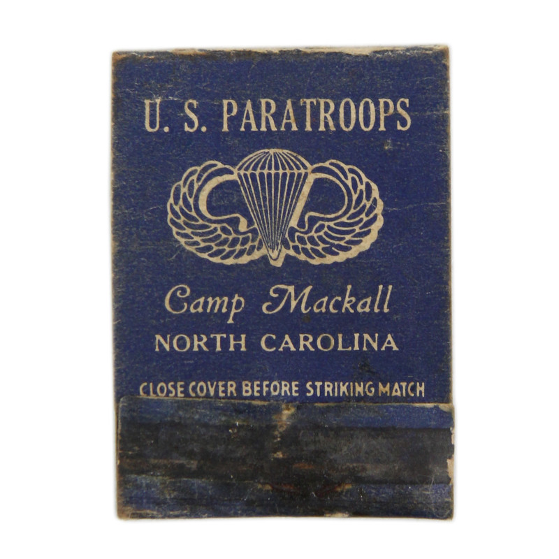 Pochette d'allumettes, U.S. PARATROOPS - Camp Mackall, NORTH CAROLINA
