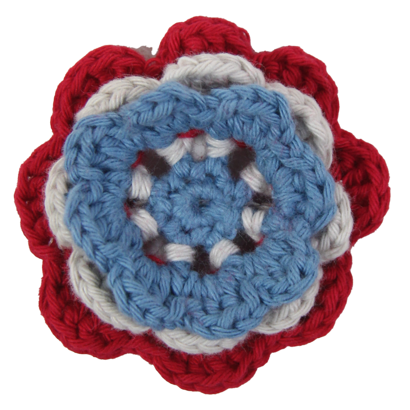 Broche fleur, au crochet