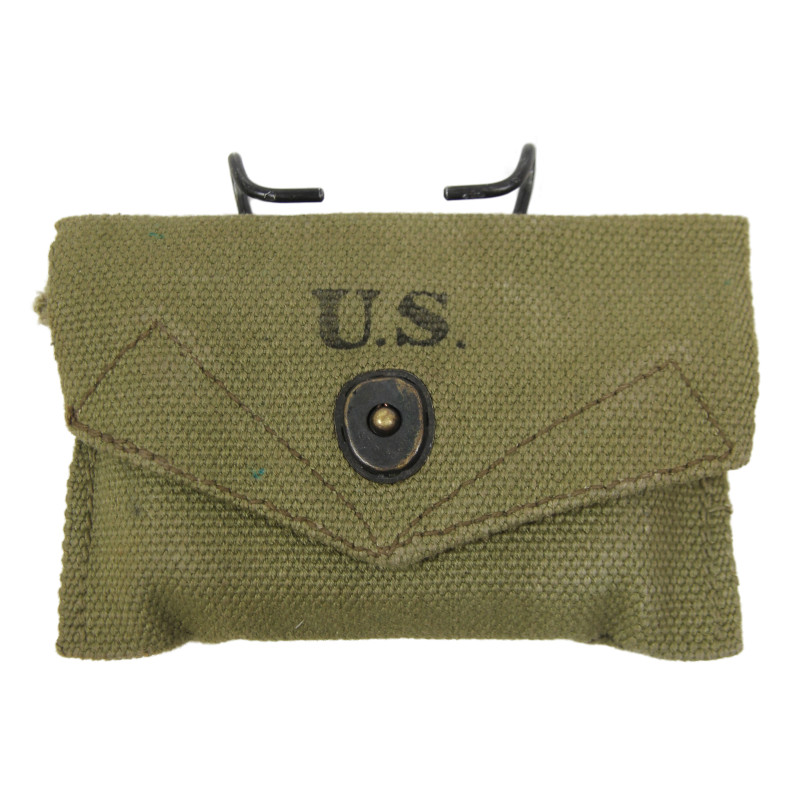 Pouch, First-Aid Packet, M-1942, BOYT -43-, with First-Aid Packet, Carlisle