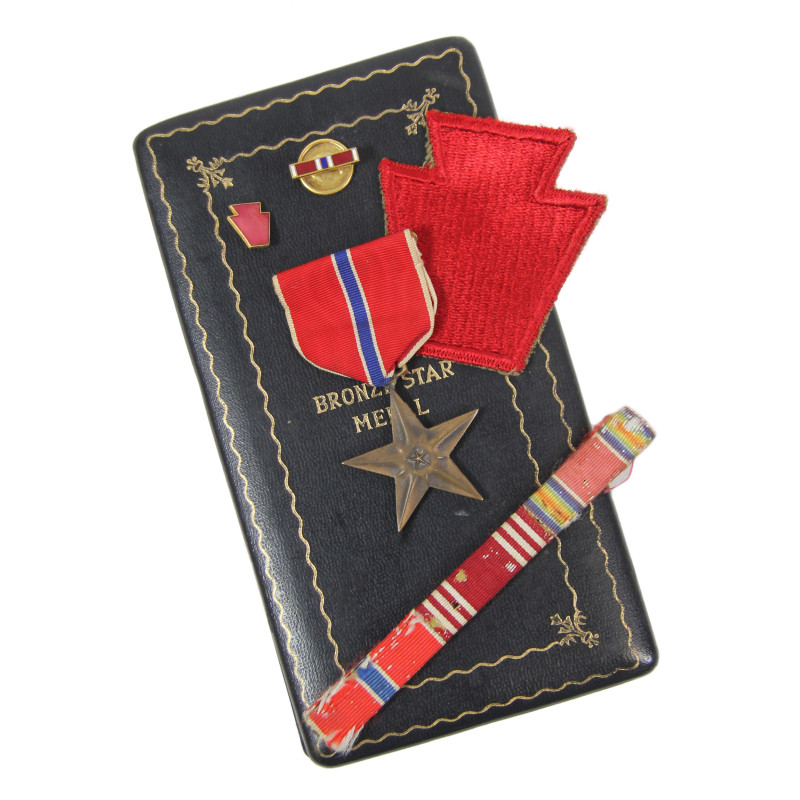 Coffret médaille, Bronze Star, Pvt. Joseph Newsham, 28th Infantry Division, ETO Coffret médaille, Bronze Star, Pvt. Joseph Newsham, 28th Infantry Division, ETO