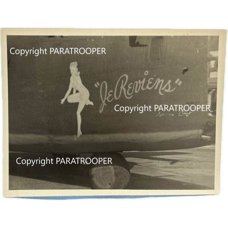 Photo, USAAF, B-24D, Nose Art, 'JE REVIENS' Photo, USAAF, B-24D, Nose Art, 'JE REVIENS'