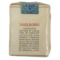 Paquet de cigarettes, MARLBORO, 1945, intact