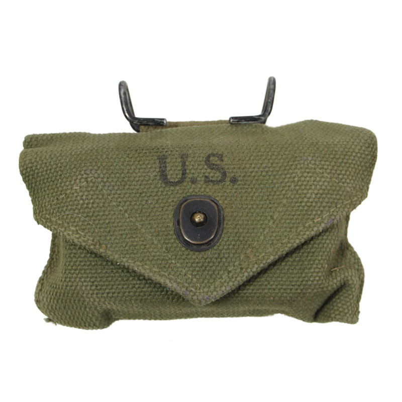 Pouch, First-Aid, M-1942, APPLETON AWNING SHOP 1945, with First-Aid Packet, Carlisle Pouch, First-Aid, M-1942, APPLETON AWNING SHOP 1945, with First-Aid Packet, Carlisle
