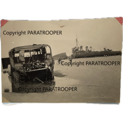 Photo, camion et navire britanniques, Dunkerque 1940