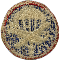 Insigne de calot, Airborne, troupe