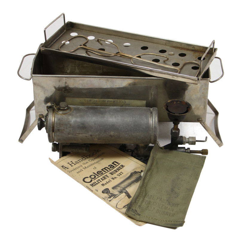 Réchaud, Coleman, Model No. 527, avec stérilisateur, Pioneer, US Army Medical Department
