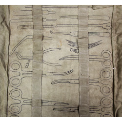 Trousse chirurgicale, Surgical Instrument Roll, WARREN LEATHER GOODS CO., Item No. 9308500