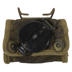 Boussole de marche, SUPERIOR MAGNETO CORP., avec pochette imprégnée