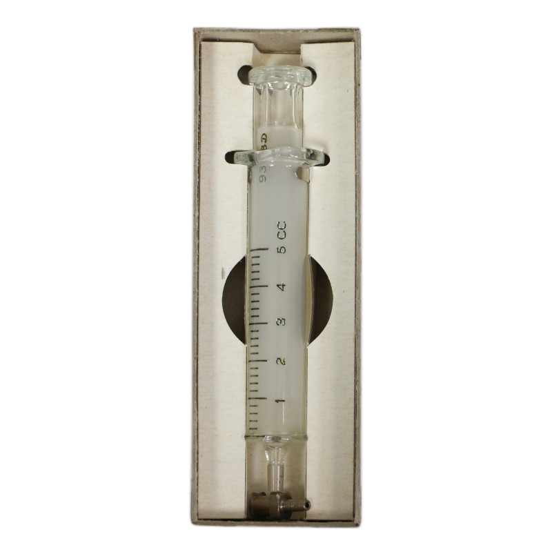 Seringue hypodermique, 5 cc, BECTON, DICKINSON & CO., Item 38440