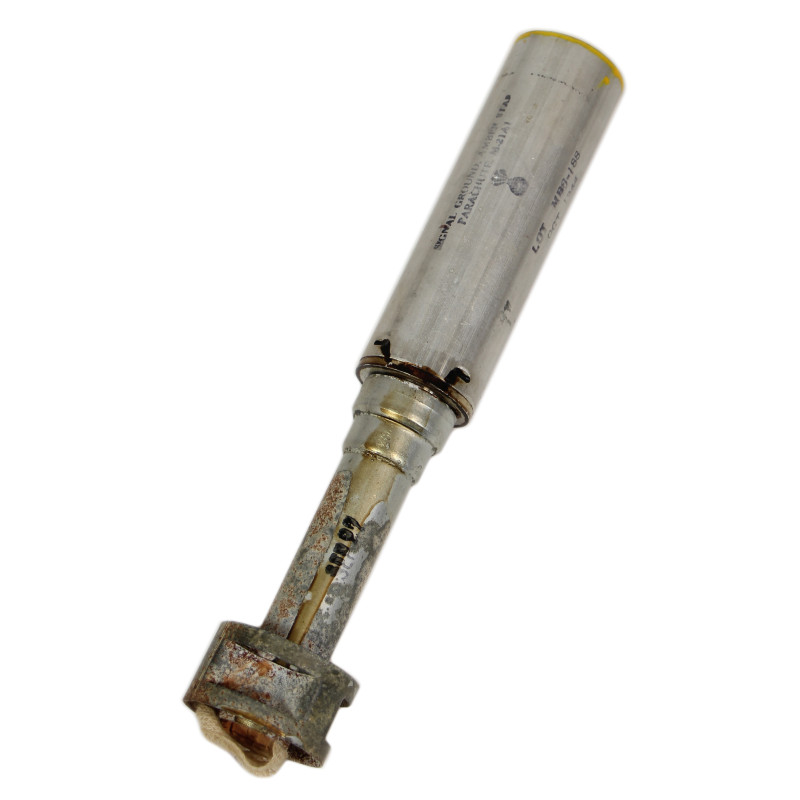 Fusée éclairante M21A1, Parachute Amber Star Ground Signal, étoile orange, octobre 1944