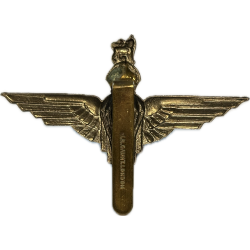 Cap Badge, Parachute Regiment, J.R. Gaunt London