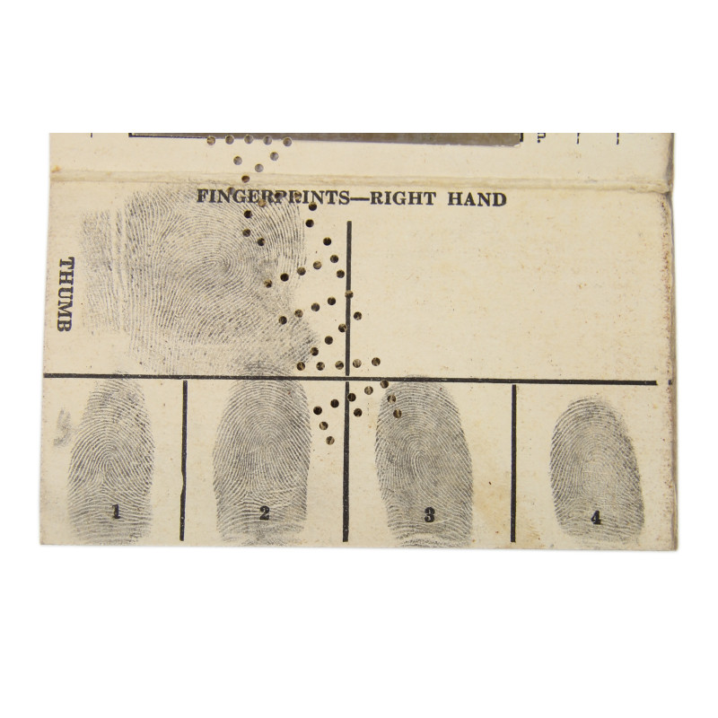 Carte d'identité, Cpt. Myrwood Sutton, Co. C., 67th Medical Battalion, ETO