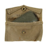 Pochette à pansement M-1942, British-Made, M.W.&S. Ltd. 1944, avec pansement Carlisle