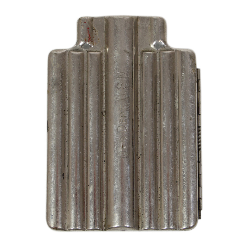 Boîtier pour seringue hypodermique, US Navy Medical Department, BECTON, DICKINSON & CO.