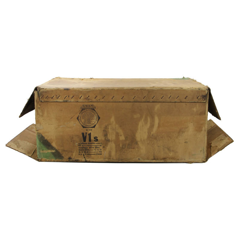 Carton de ration V1s, cigarettes CHESTERFIELD, mars 1944, vide