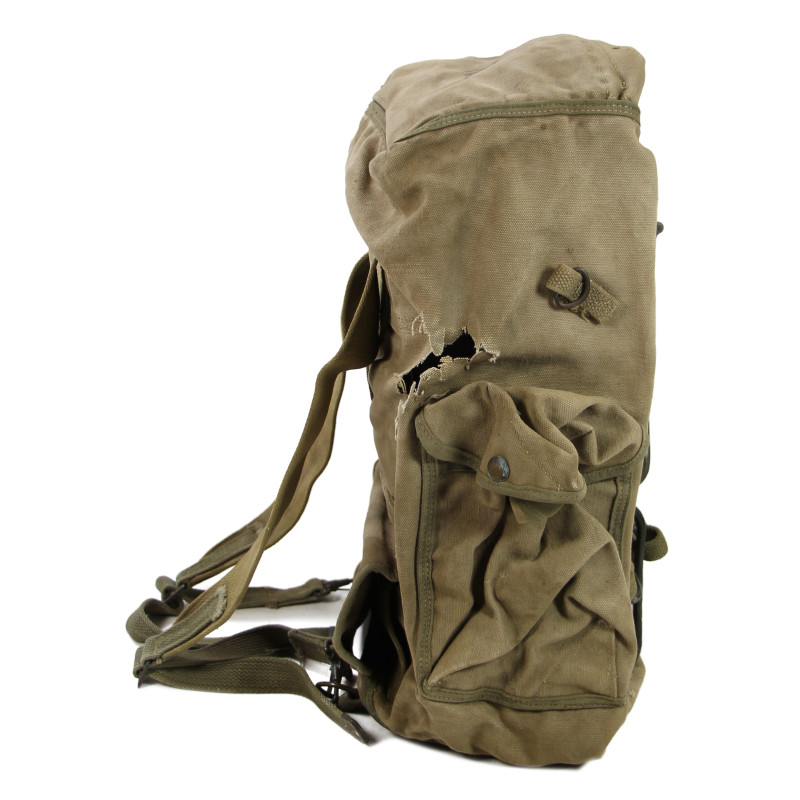 Set, Radio, BC-1306 (SCR-694), with canvas bag, 1944