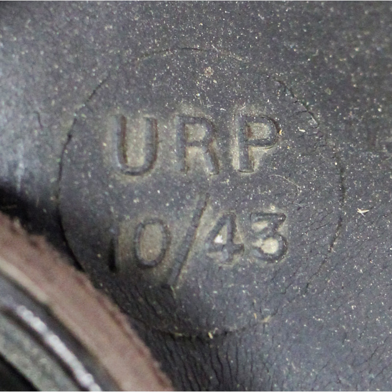 Masque à gaz britannique, dans sa housse, 1943