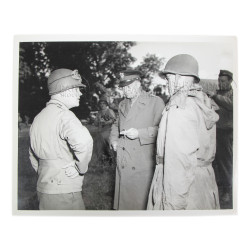 Photo, Maj. Gen. Collins, Lt. Gen. Bradley & Gen. Eisenhower, juillet 1944