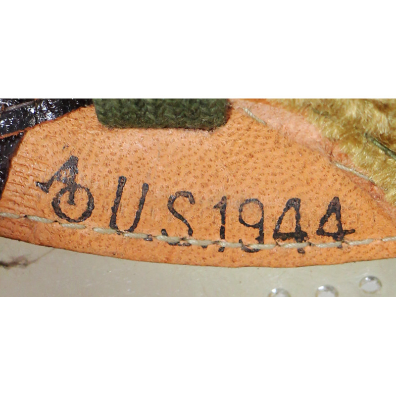 Masque facial pour tireur bazooka, AMERICAN OPTICAL CO. 1944, dans sa boîte