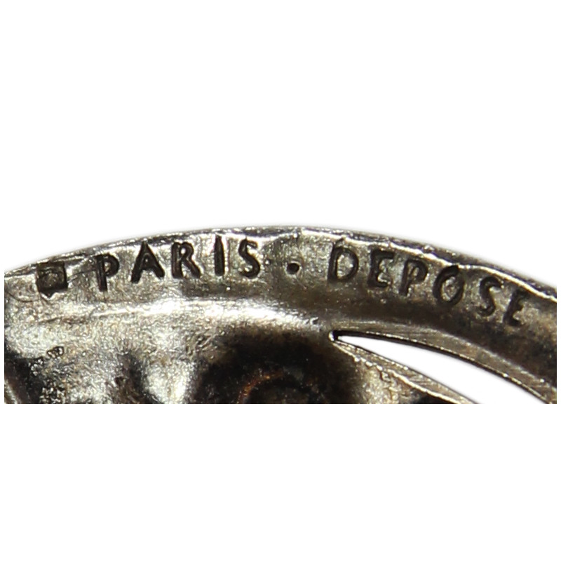 Casque français, Mle 1919, artillerie spéciale, avec poignard d’abordage, insignes et portrait
