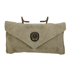Pochette à pansement M-1924, matricule partiel, avec pansement Carlisle