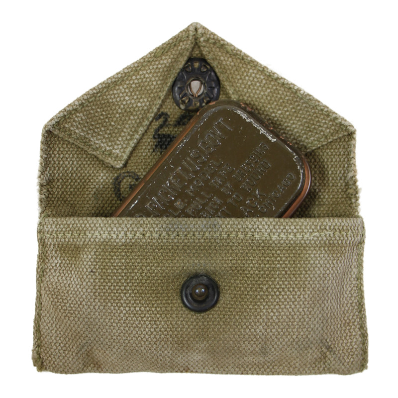 Pochette à pansement M-1924, matricule partiel, avec pansement Carlisle