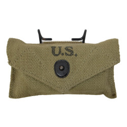 Pouch, First-Aid, M-1924, BRAUER BROS. SHOE CO. 1942, with First-Aid Packet, Carlisle